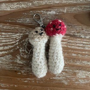 UO Crochet Red and White Mushroom Keychain